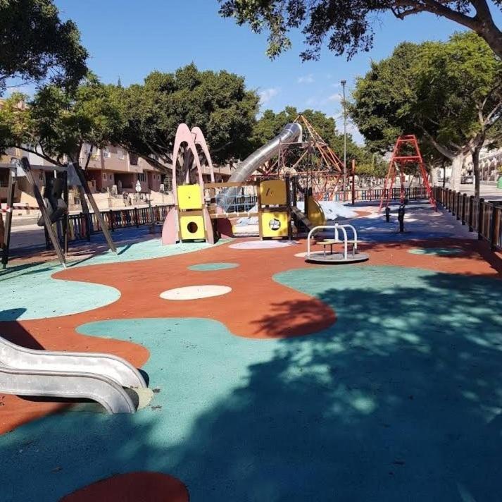 Habitacion Avilena Tropical En Aguadulce Almería Eksteriør billede