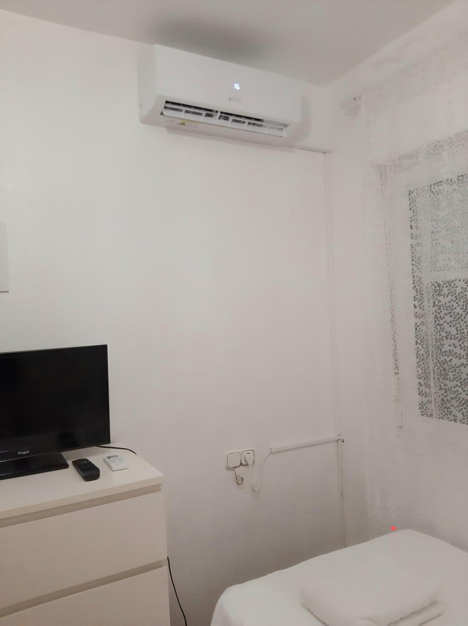 Habitacion Avilena Tropical En Aguadulce Almería Værelse billede